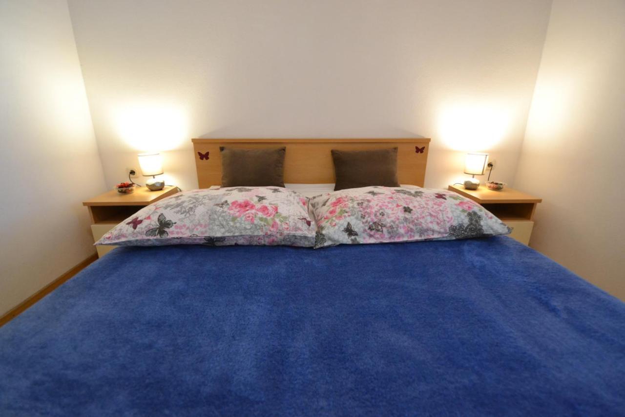 Apartmani Antonia Nakic -Stobrec Σπλιτ Εξωτερικό φωτογραφία