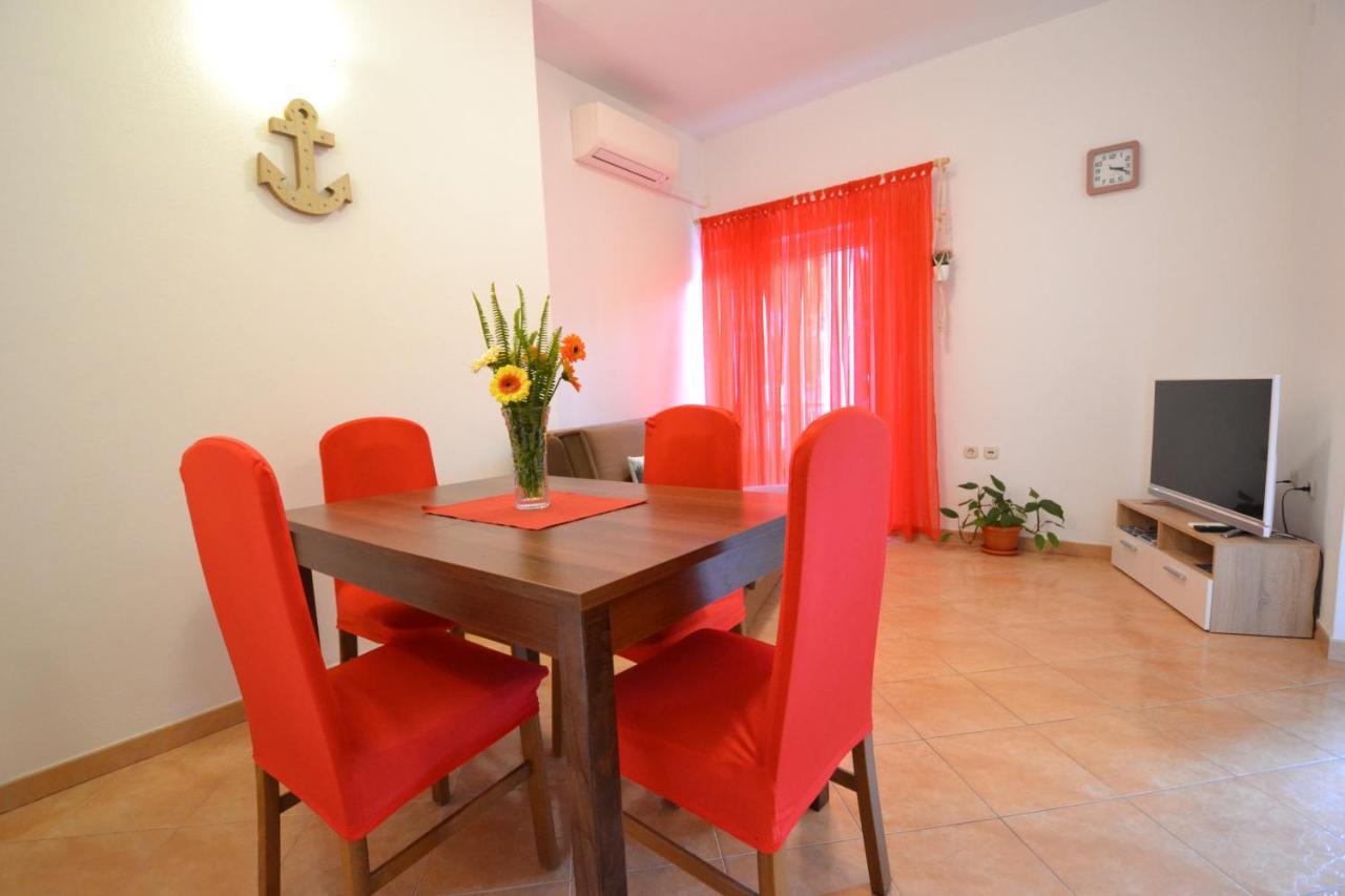 Apartmani Antonia Nakic -Stobrec Σπλιτ Εξωτερικό φωτογραφία