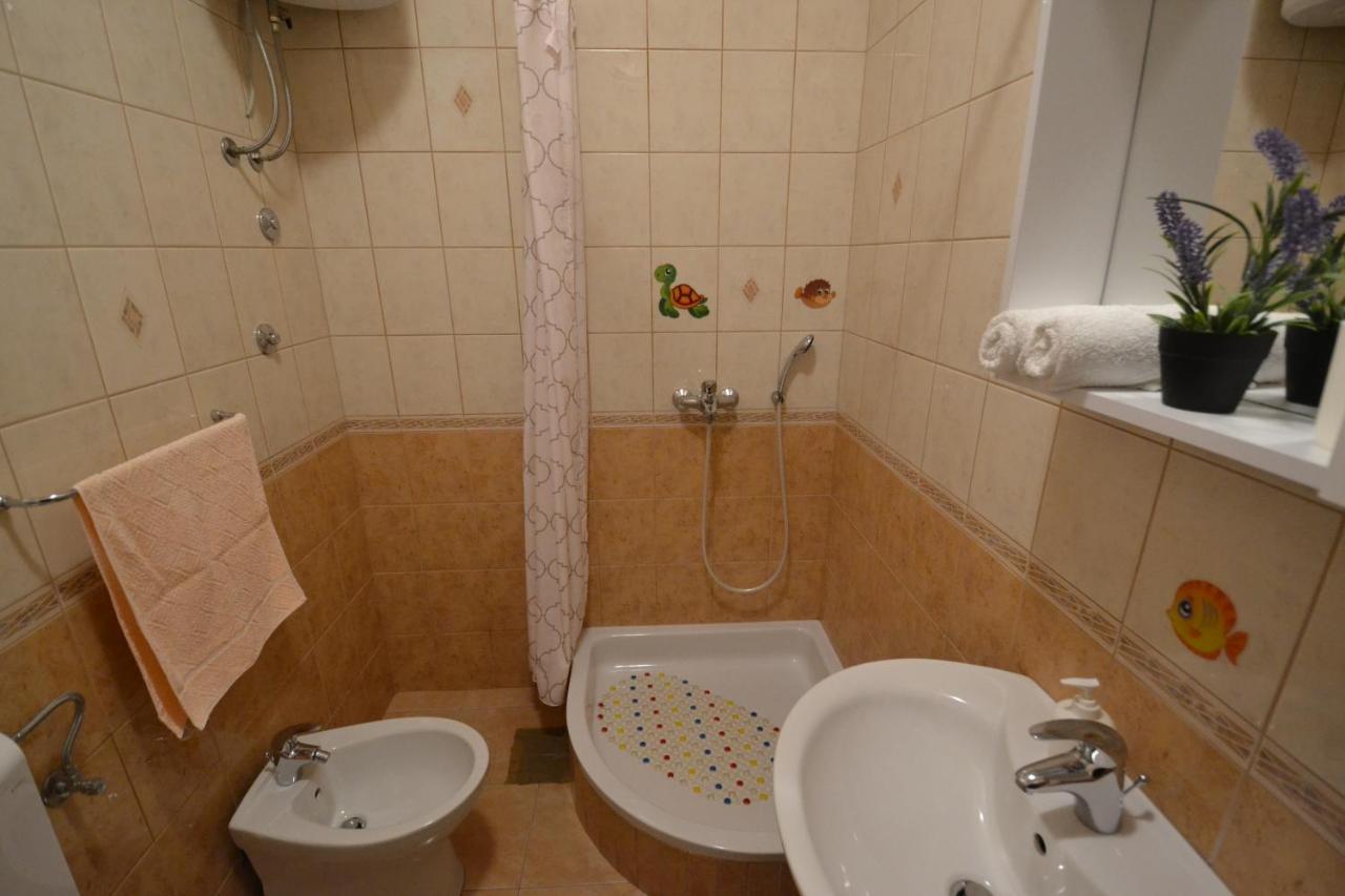 Apartmani Antonia Nakic -Stobrec Σπλιτ Εξωτερικό φωτογραφία