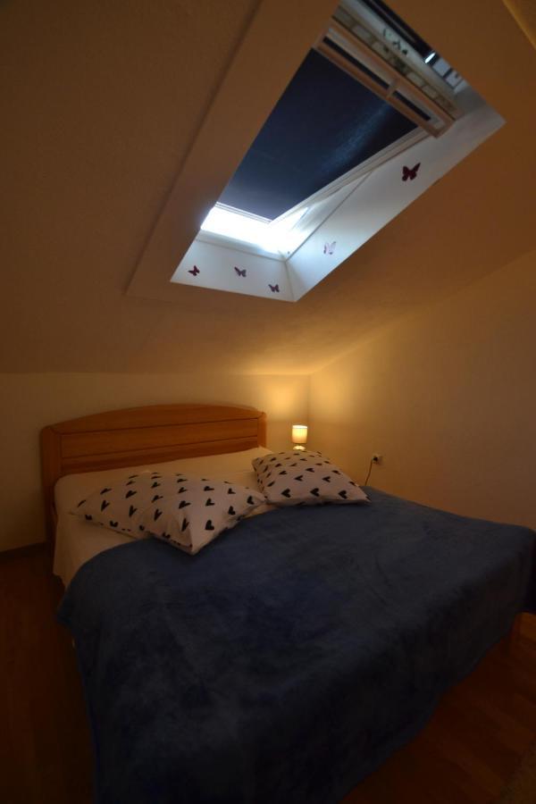 Apartmani Antonia Nakic -Stobrec Σπλιτ Εξωτερικό φωτογραφία
